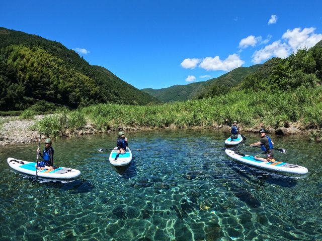 はじめは座りながらゆっくり漕いでみよう