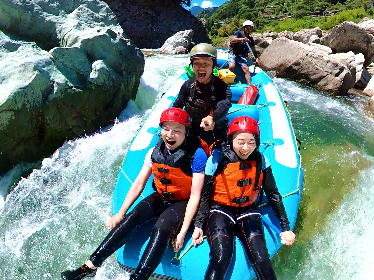 レンタル料金すべて無料♪☆小歩危ノンストップ完全制覇の激流日本一満腹プラン☆ガッ...