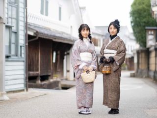 ガーリーな着物コーデで可愛くお散歩♪