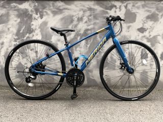 メリダのクロスバイク