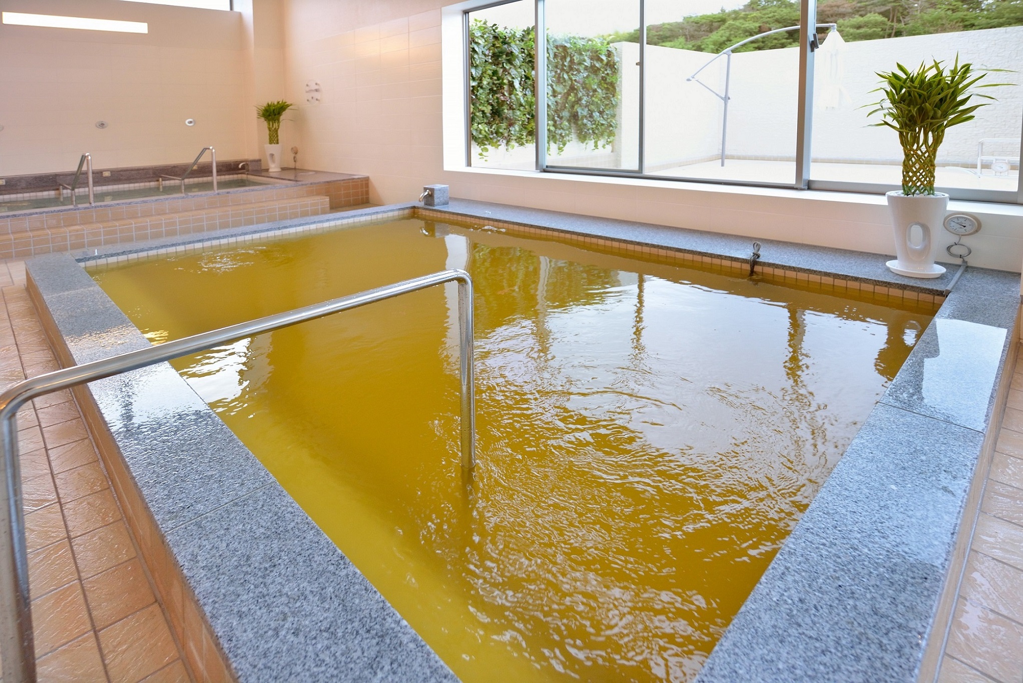 y򓒁z̓VR100%@킫NZ^[݂̖򓒂ŌNi!!