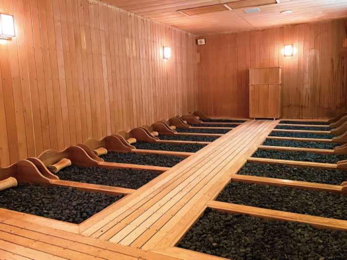 《岩盤浴*北投の部屋》台湾産 北投石 使用