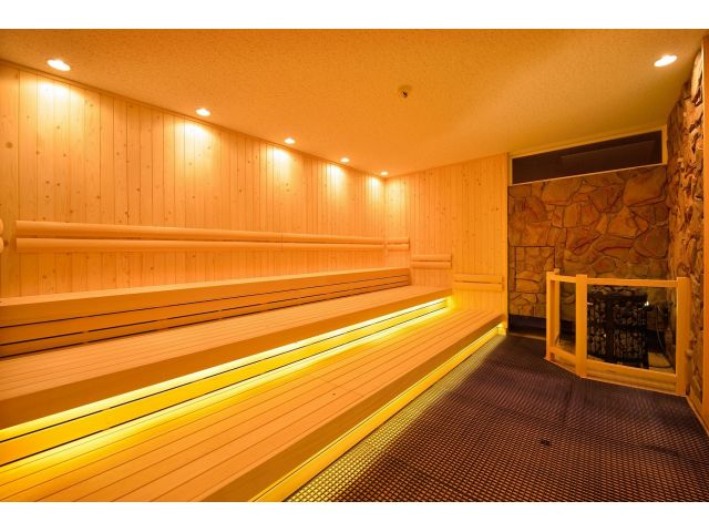 《フィンランドの伝統、本場のロウリュサウナ》