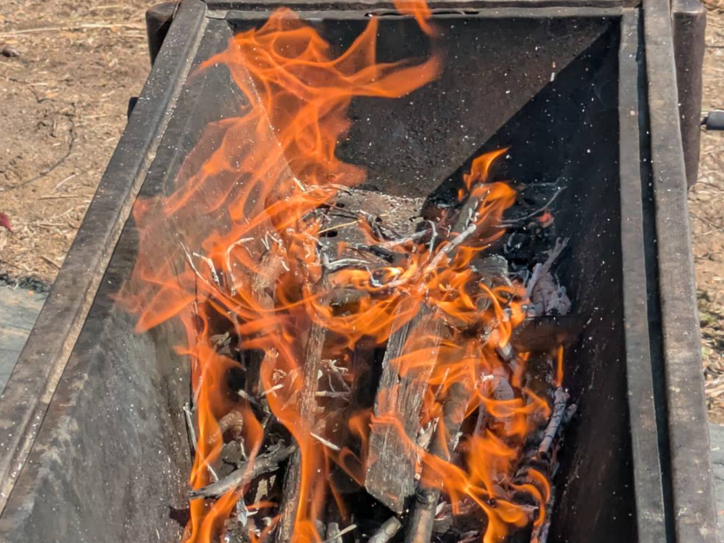 �ቊ�����������܂ł�����Ƌx�e�c�� �����t��͂�}�͂����R�ɂ��g������������