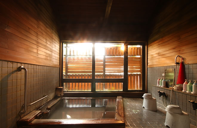 【山形蔵王×日帰り温泉】☆源泉掛け流しの100%天然温泉を手ぶらでお楽しみいただ...