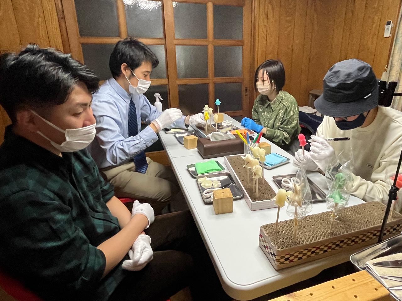 ☆日本伝統工芸の飴細工作り体験＜親子・お友達・カップルおすすめ