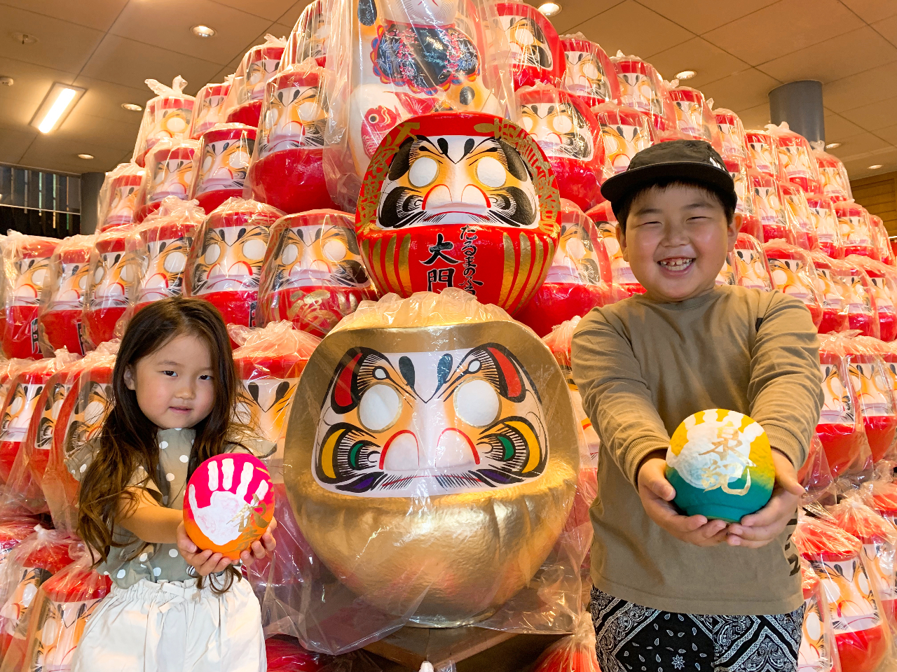 伝統的な商品も思い出の一品に!