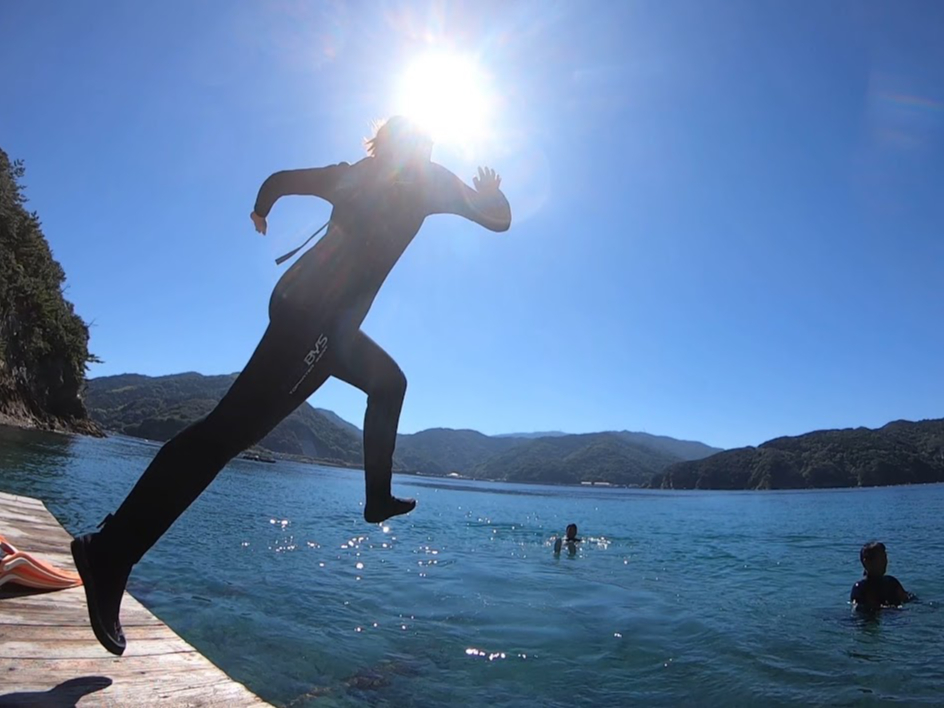 QqACւƔэ݁II݂ȎR̒ł͎qɂ܂