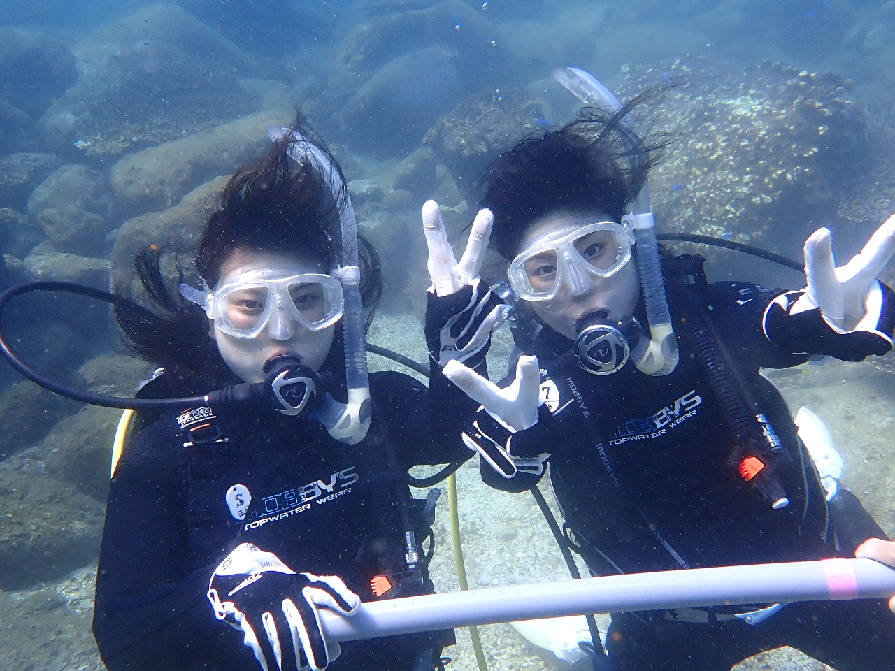 最初は緊張しても徐々に慣れてきて楽しくなってきますよ!!