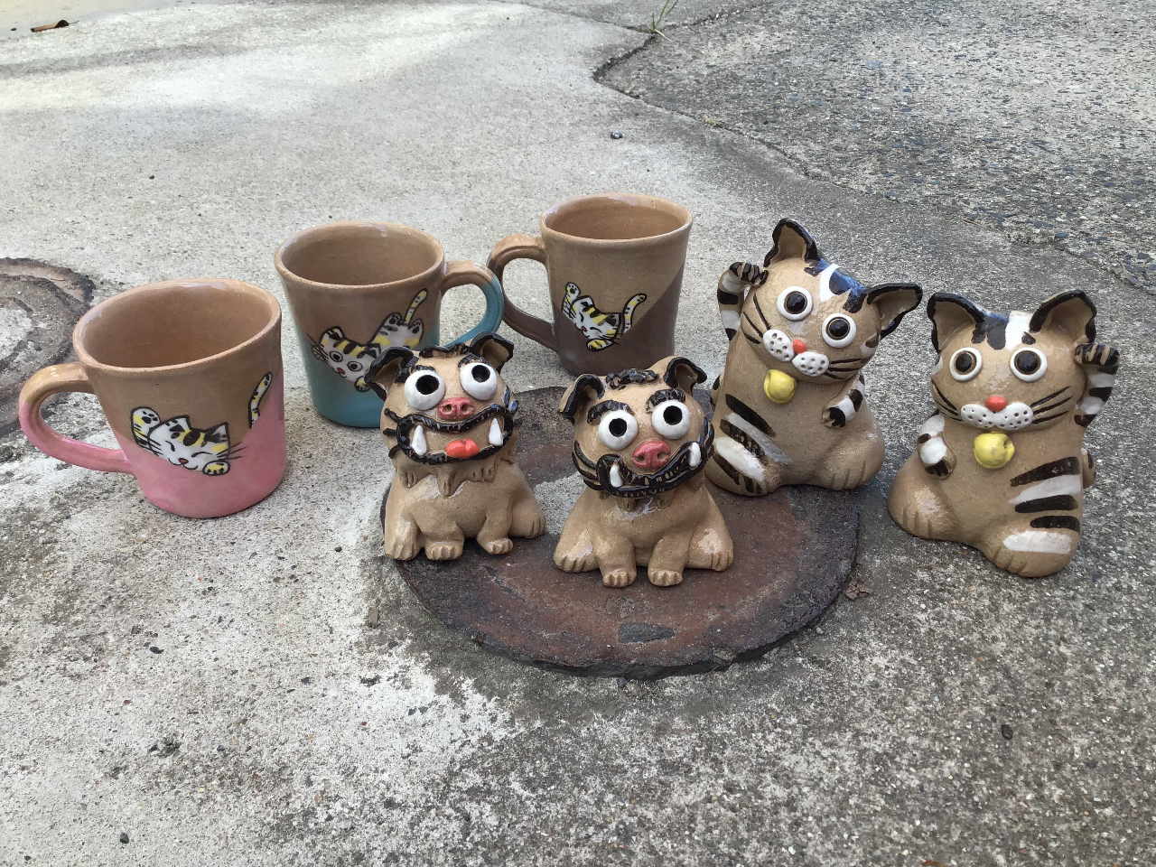 ���E�ň�����Ȃ��A���j�[�N�ȍ�i���o���܂��B