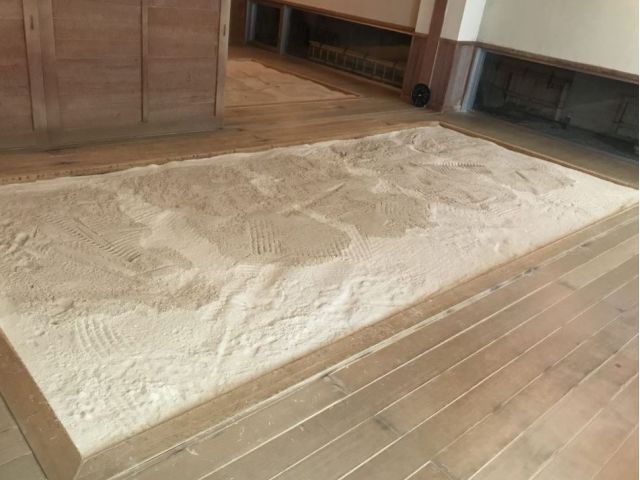 当店自慢の砂塩風呂です!