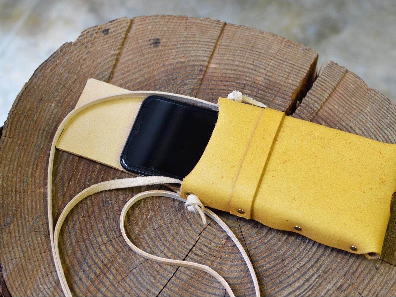 ��^�̃X�}�[�g�t�H�������[�ł��܂��B