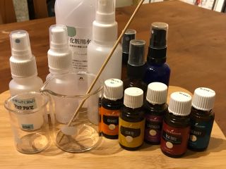 スプレー容器の種類、香りを選びます