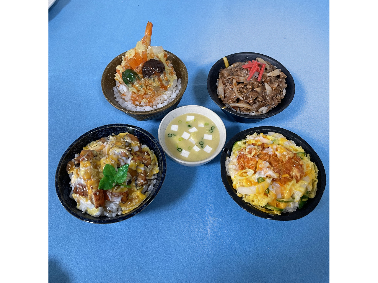 ԂɖX`͂킩߃X[vtĂ܂B