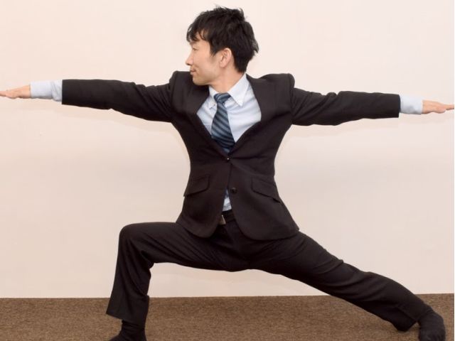 広島駅近く メンズヨガ体験 男性のヨガ 腰痛肩こり 火曜 木曜19 30 メンズmoヨガ じゃらん遊び体験 広島駅近く メンズヨガ体験 男性のヨガ 腰痛肩こり 火曜 木曜19 30 メンズmoヨガ じゃらん遊び体験