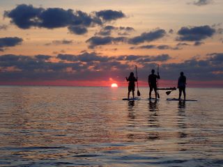 完全貸し切り制 ウエットスーツ無料レンタル サンセットsup綺麗な夕日を海上で独り占 ツアー写真ドローン撮影動画無料でプレゼント 伊良部島マリンガイドマハロ じゃらん遊び体験 完全貸し切り制 ウエットスーツ無料レンタル サンセットsup綺麗な夕日を海上で独り占 ツアー写真ドローン撮影動画無料でプレゼント 伊良部島マリンガイドマハロ じゃらん遊び体験