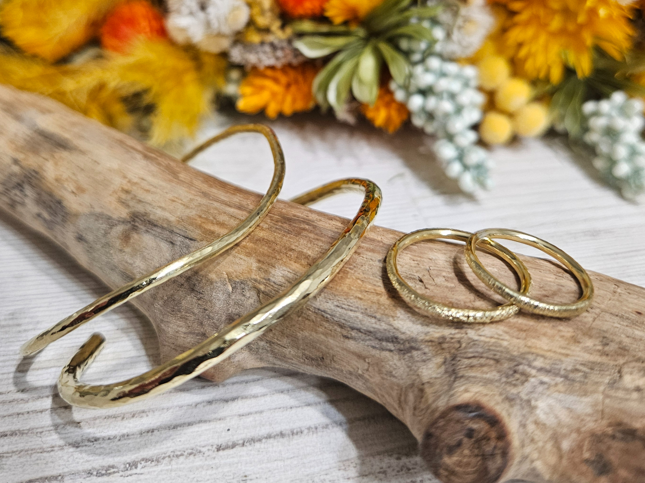 �f��:�^�J  �o���O���ƃ����O�̖͗l��ς���̂��I�X�X���ł��B