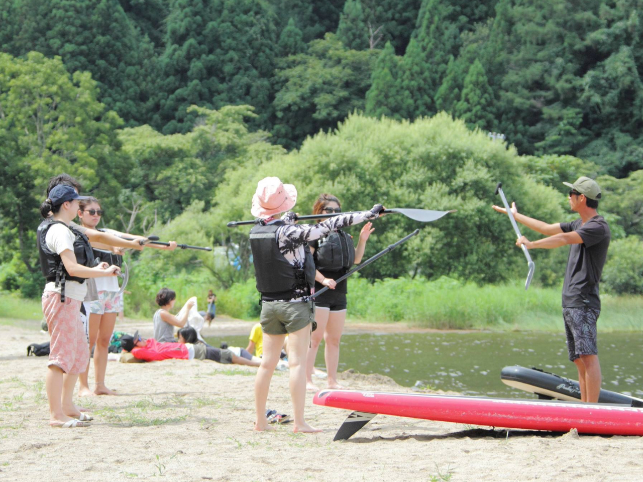 出発前に陸上でレクチャーをするので初めての方も安心!!