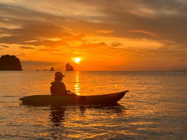 夕日の美しさにうっとり。お一人様の一人乗りも素敵な時間
