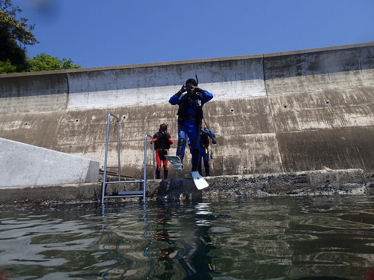 �G���g���[�A��������C�֓���܂��B