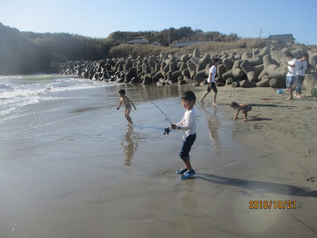 「海の家 めぐ」のある銚子市犬若は、初日の出で有名な犬吠埼のすぐ近く。海の幸、海の名所に囲まれた海辺の遊びを楽しめます♪