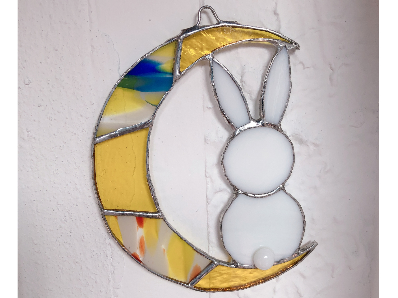 赤と青の混じったガラスは,場所によって模様が異なることをご理解ください。