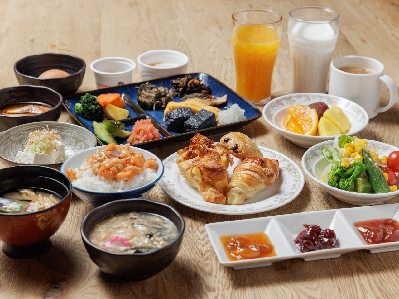 【手ぶらでOK】フリータイム+朝食バイキング(タオル・バスタオル・館内着付)