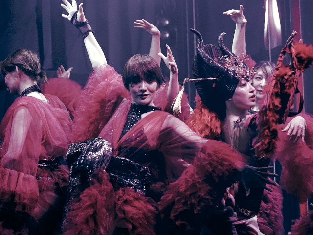 表情でも魅せます