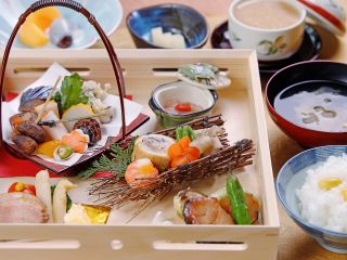 ランチ 日帰り入浴 絶品ランチと早太郎温泉でリラックス V女性グループ ファミリー カップルにおすすめ 駒ヶ根高原リトリート すずらん颯 じゃらん遊び体験 ランチ 日帰り入浴 絶品ランチと早太郎温泉でリラックス V女性グループ ファミリー カップルにおすすめ 駒ヶ根高原リトリート すずらん颯 じゃらん遊び体験