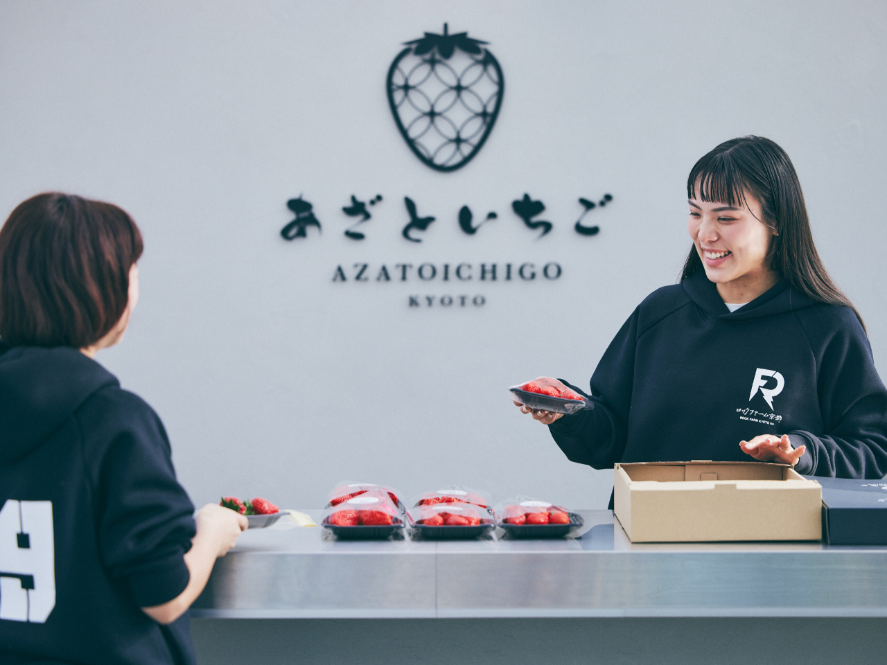 񂨓yYpɃpbN̔̔܂BJE^[ɂĂf܂B