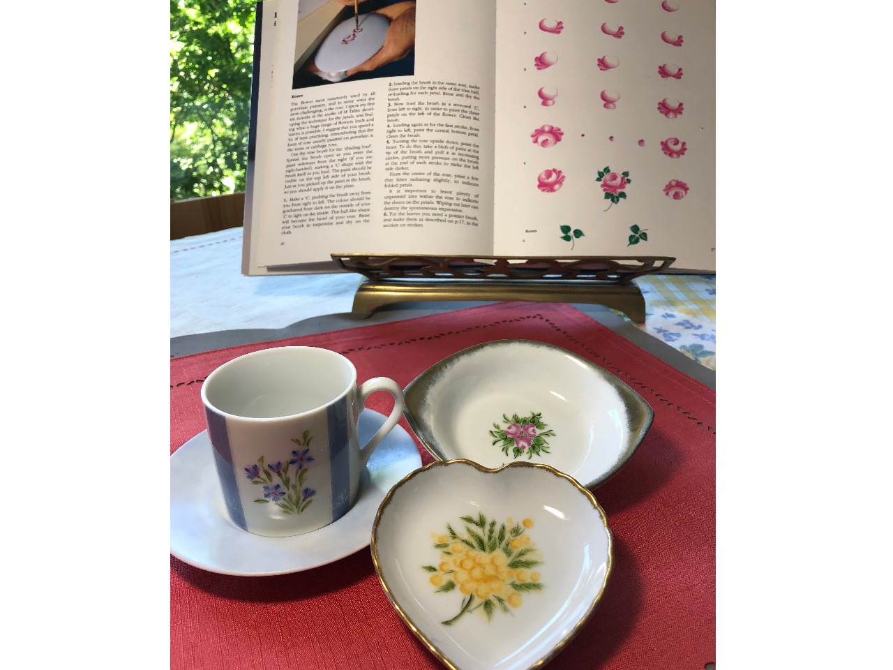 自由に絵付けを楽しもう！／ポーセリンペインティング体験/ポーセリン