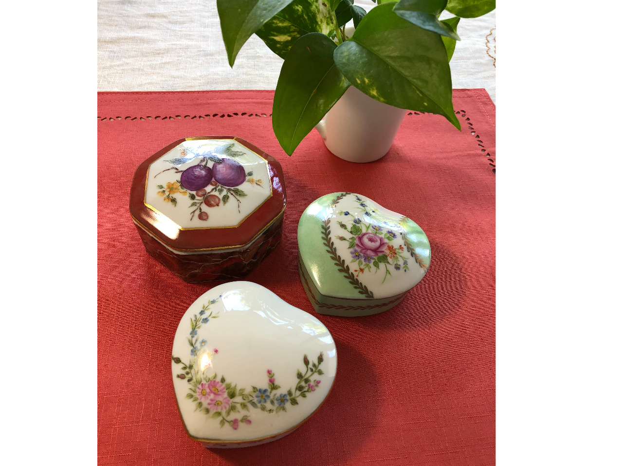 自由に絵付けを楽しもう！／ポーセリンペインティング体験/ポーセリン