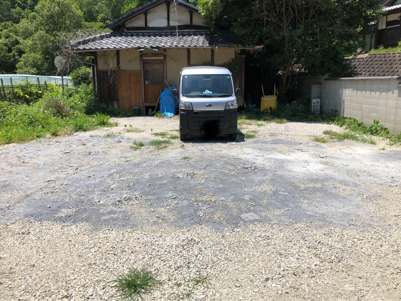 受付横の駐車場です。紹介文のA駐車場はここです。