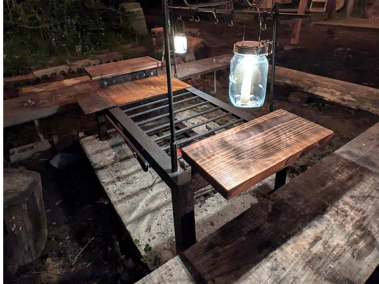 焚火テーブル