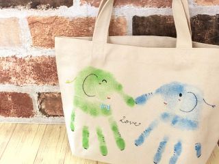手形アートバッグ★小さなお子さまからご家族一緒に楽しめるアートです♪