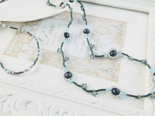 デイジーチェーンのロングネックレス