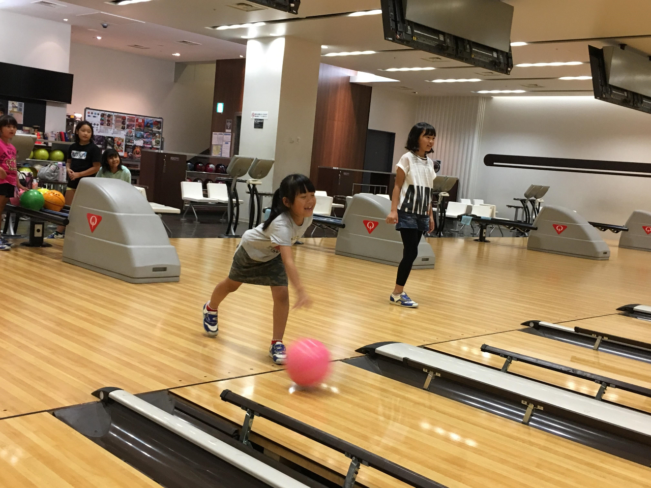 【伊豆高原×ボウリング2ゲーム&貸靴つき】\伊豆では珍しい!21時まで楽しめちゃ...