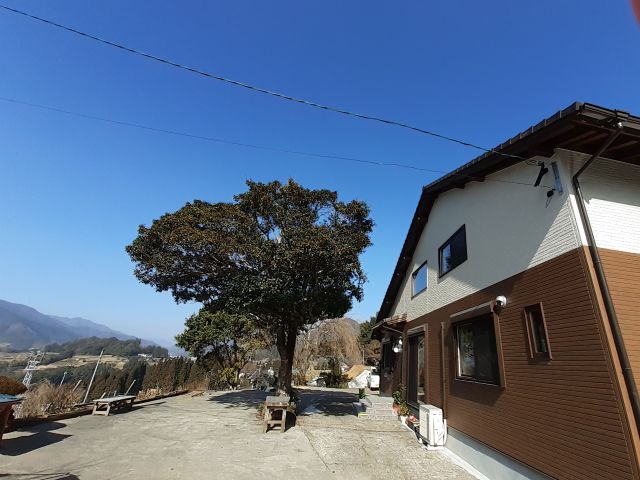 雄大な景色を見ながら休憩いかがですか?