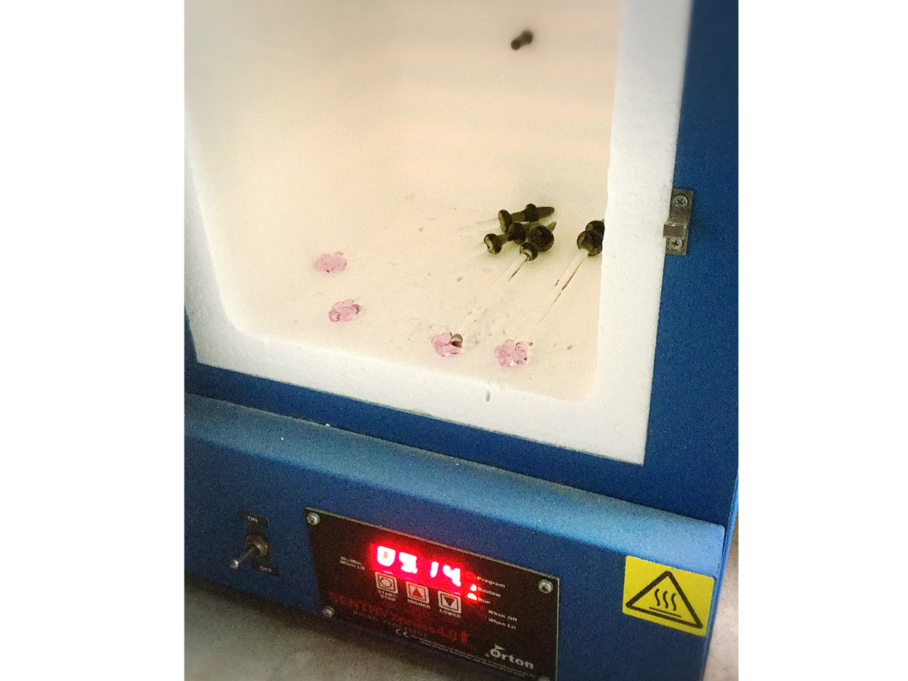 傫Ȃ͓̂dCFŏ₵܂B