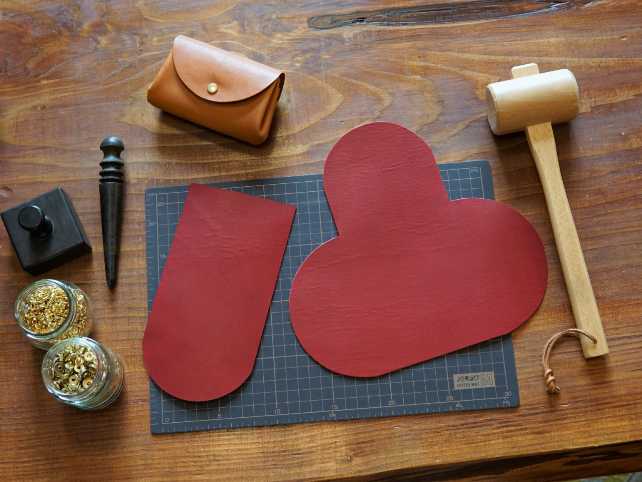 ミニウォレットづくり 福岡 レザークラフト 大人気★プレゼントにも喜ばれるミニウ...