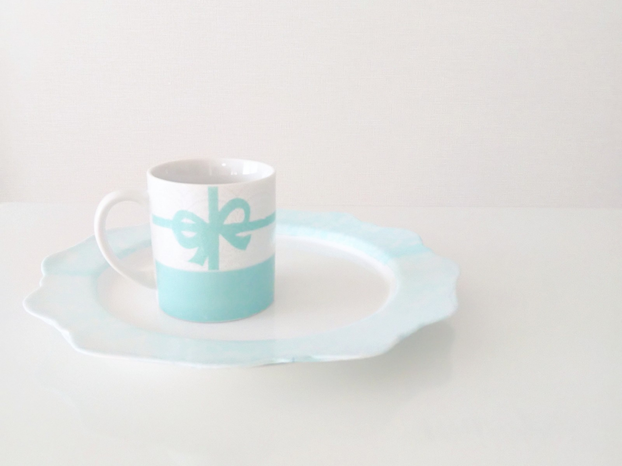 ティファニー風に作られた、ポーセラーツ初体験の生徒様作品。