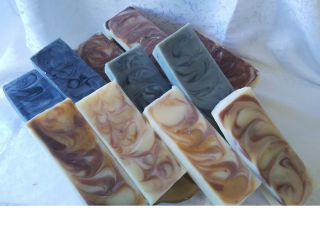 手作り石鹸レッスン(*^^*)どなたでも受講できます♪500mlの石鹸をお持ち帰りになります(*^^*)