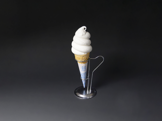 �\�t�g�N���[����h�����N���̔����B