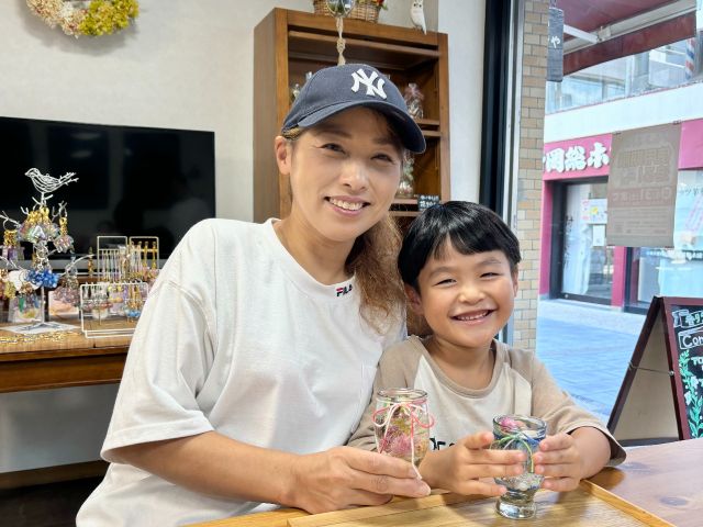 お子様でも簡単に作れ、完成品は持ち帰れます   作って楽しい、香って嬉しい花リウムです