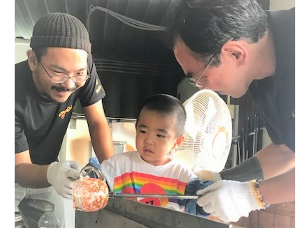 R΁`̌󂯕tĂ܂IH[X^btDT|[ĝňS( ^^ )