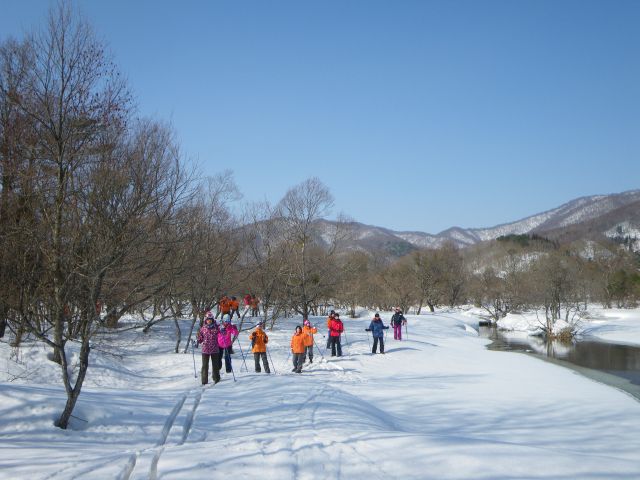 大勢で歩くと楽しいよ