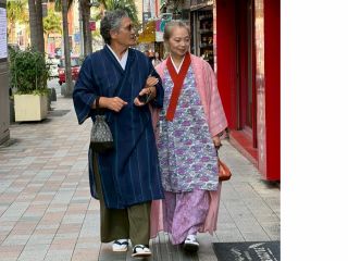 【琉装の専門店】王族・士族が愛したの礼服(琉装)は軽くて・涼しい (草履、バックまで全てレンタル出来ます。)