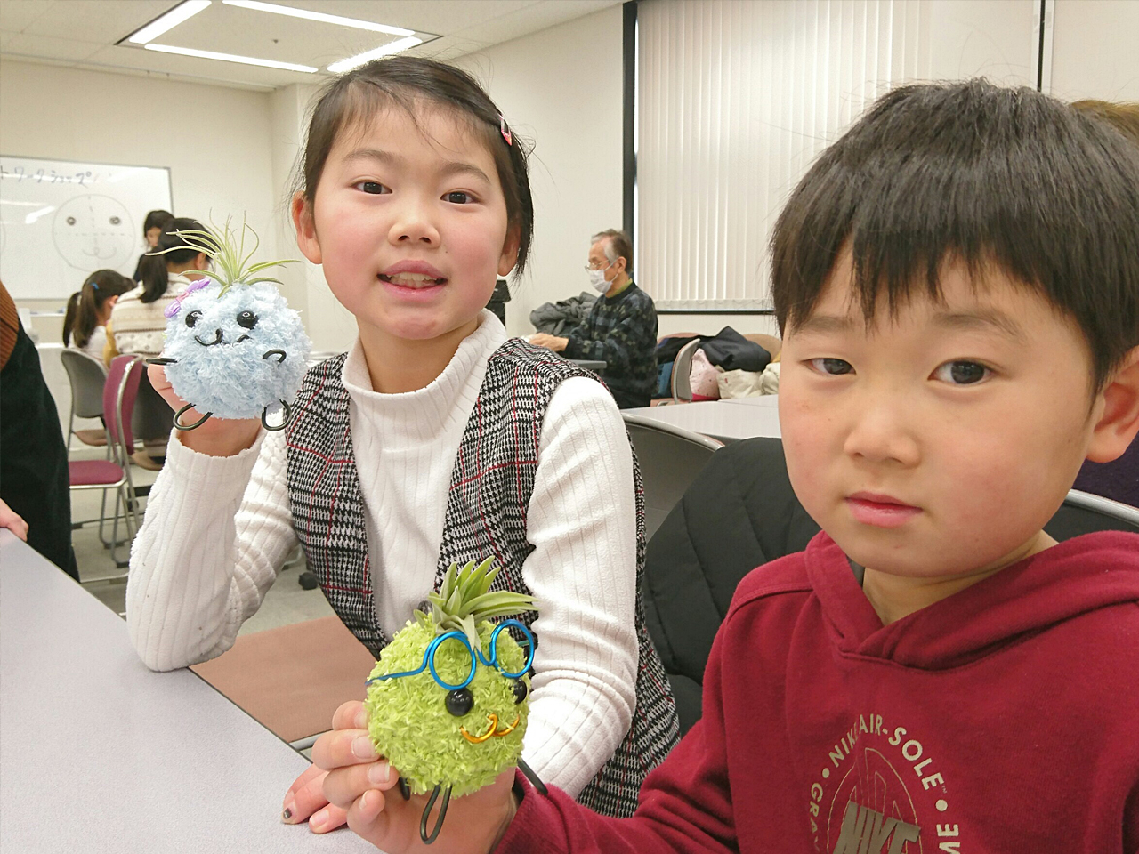 �����͂Ƃ��Ă��ȒP�I�Ȃ̂ł��q�l�ł����킢�����܂��I