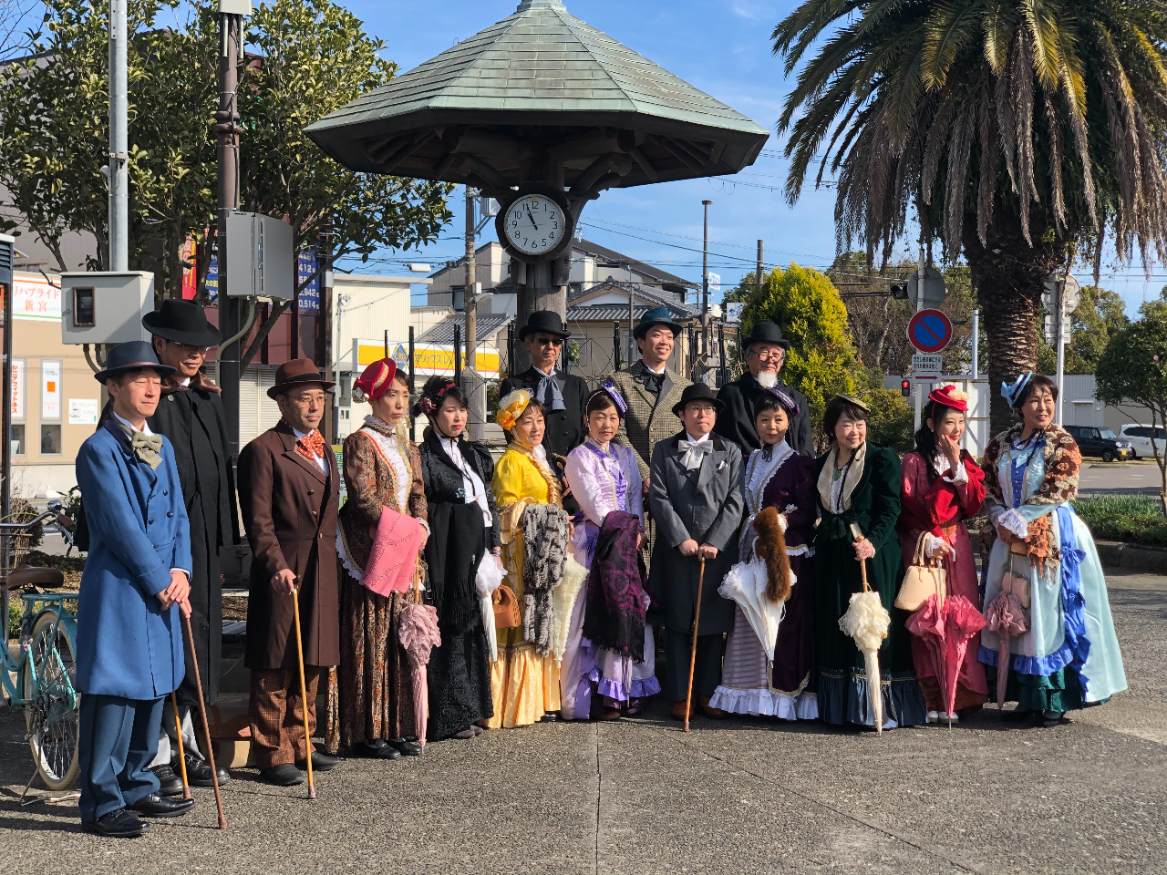 lXȂF̃hXApӂĂ܂BЂ̍DȂFĂ