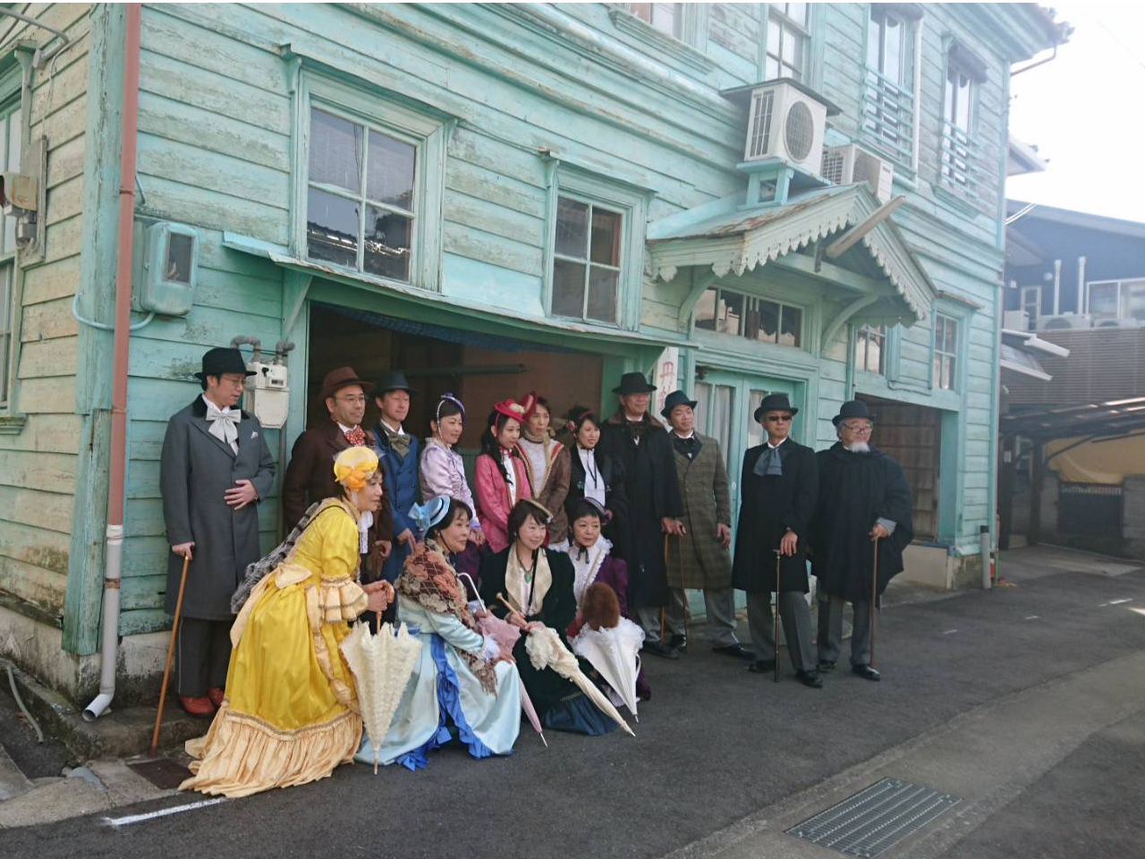 V{wӁABeX|bg܂̂ŁAX^btɂ₢킹(^^)